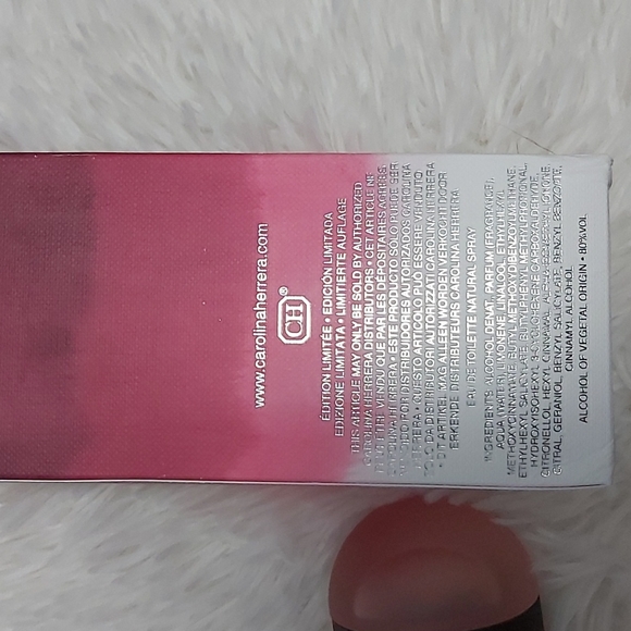 212 perfume - Picture 3 of 3